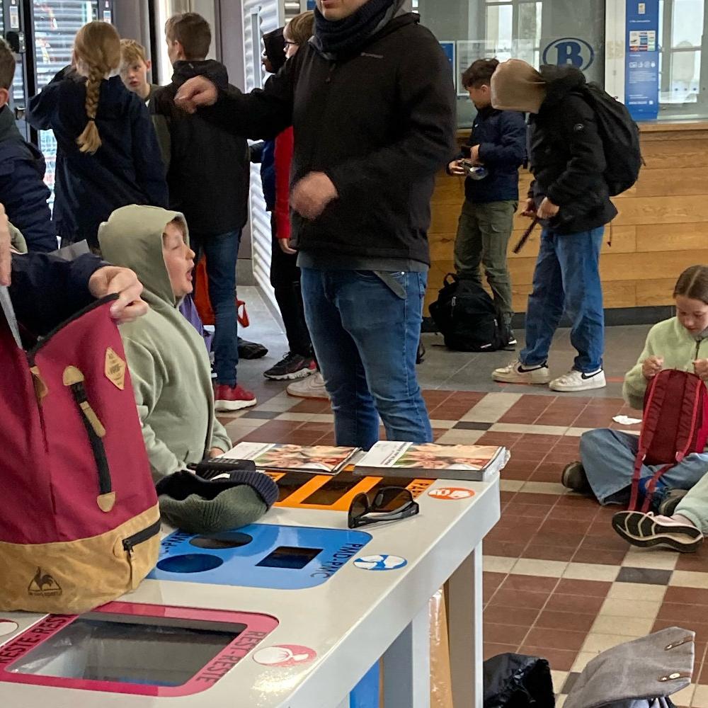 UITSTAP VORMELINGEN PAROCHIE SINT-AUGUSTINUS NAAR BOKRIJK OP 21 APRIL LL.