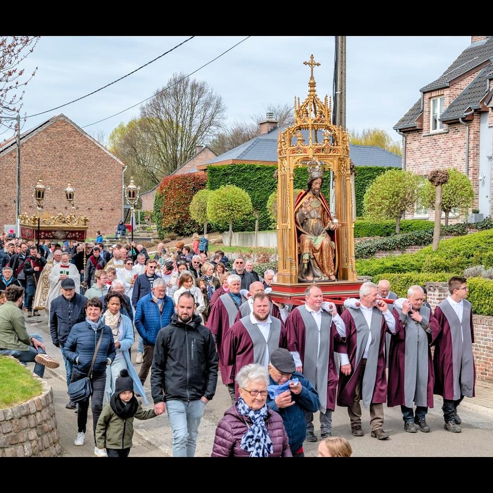 PAASMAANDAG IN HAKENDOVER